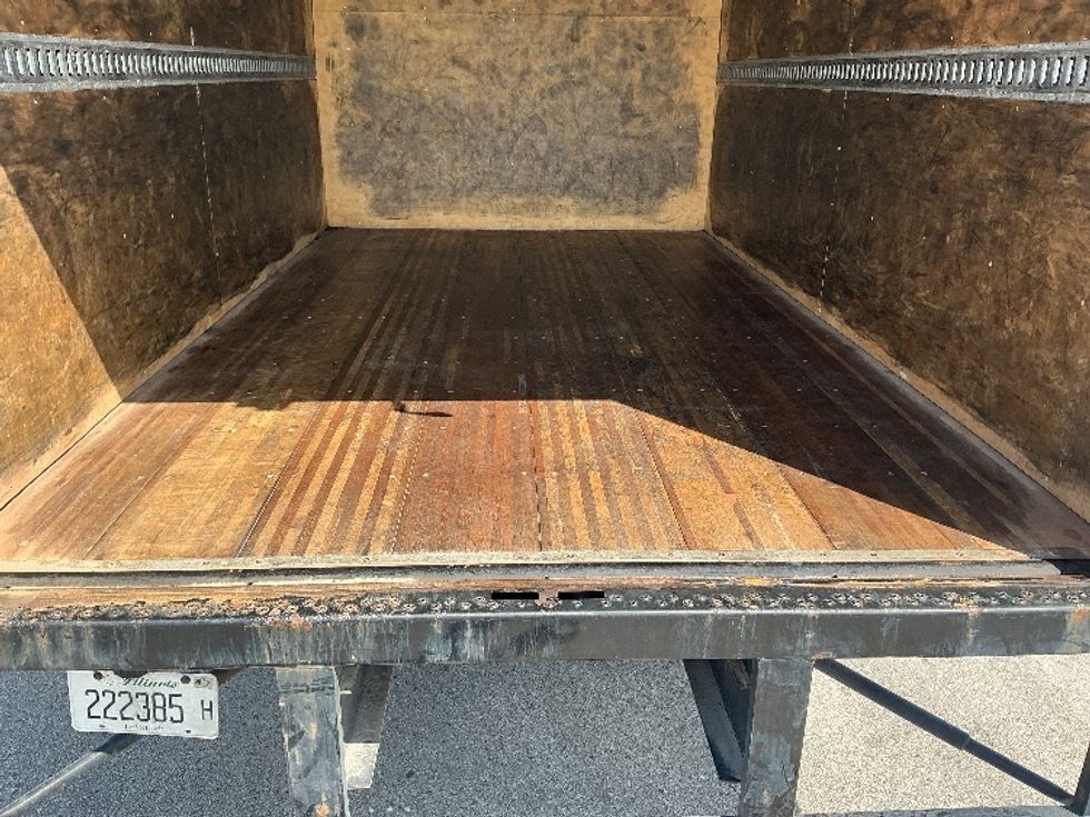 Medium Duty Box Truck-Light and Medium Duty Trucks-Isuzu-2021-NRR-La Porte-IN-166,982\n\t\tmiles-$ 34,000 - Image 10