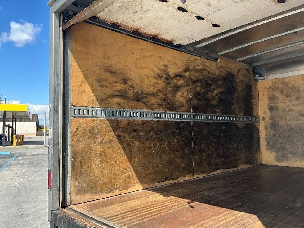 Medium Duty Box Truck-Light and Medium Duty Trucks-Isuzu-2021-NRR-La Porte-IN-166,982\n\t\tmiles-$ 34,000 - Image 11