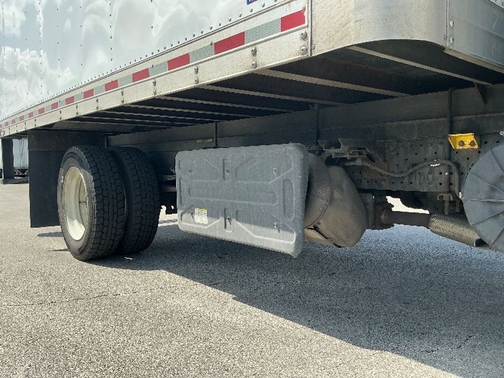 Medium Duty Box Truck-Light and Medium Duty Trucks-Isuzu-2021-NRR-La Porte-IN-166,982\n\t\tmiles-$ 34,000 - Image 14