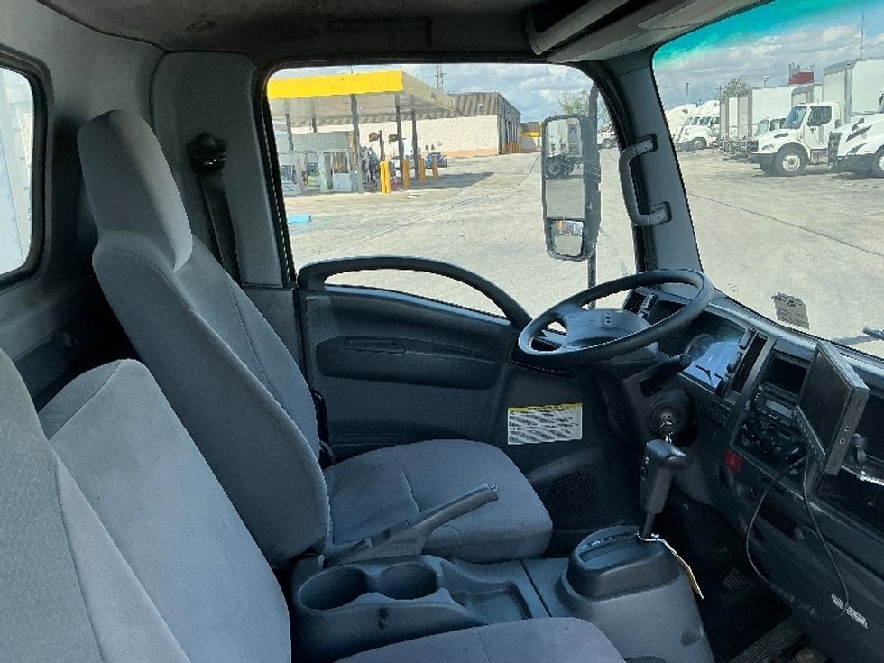 Medium Duty Box Truck-Light and Medium Duty Trucks-Isuzu-2021-NRR-La Porte-IN-166,982\n\t\tmiles-$ 34,000 - Image 22