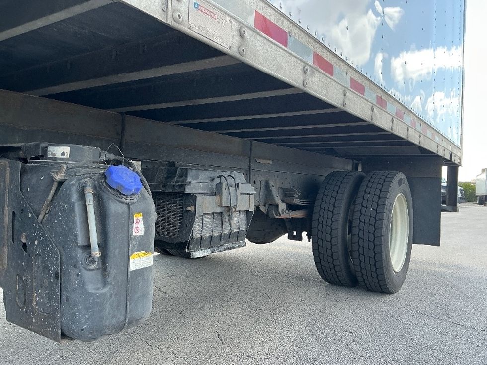 Medium Duty Box Truck-Light and Medium Duty Trucks-Isuzu-2021-NRR-La Porte-IN-166,982\n\t\tmiles-$ 34,000 - Image 5