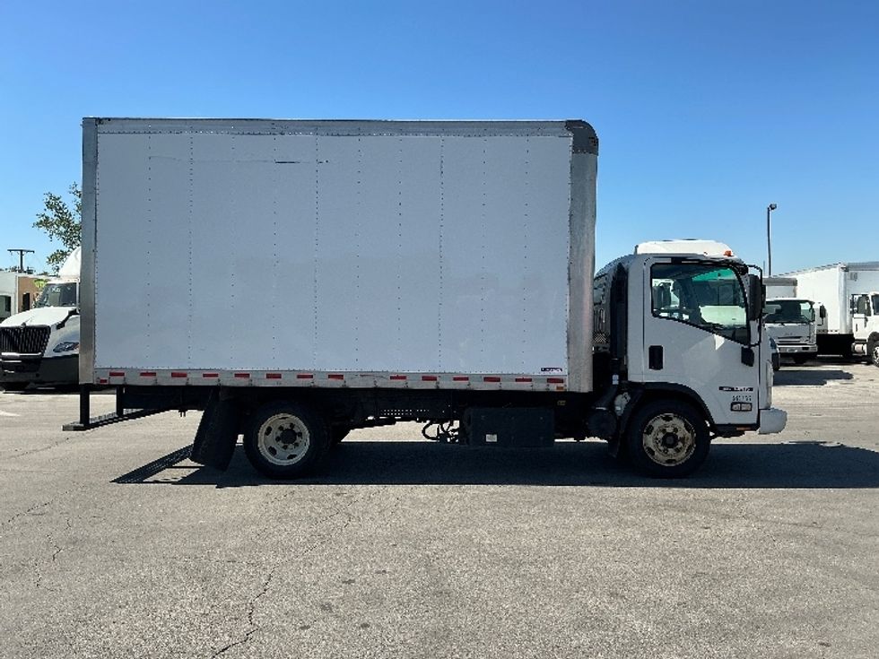 Medium Duty Box Truck-Light and Medium Duty Trucks-Isuzu-2021-NRR-La Porte-IN-211,977\n\t\tmiles-$ 24,500 - Image 13