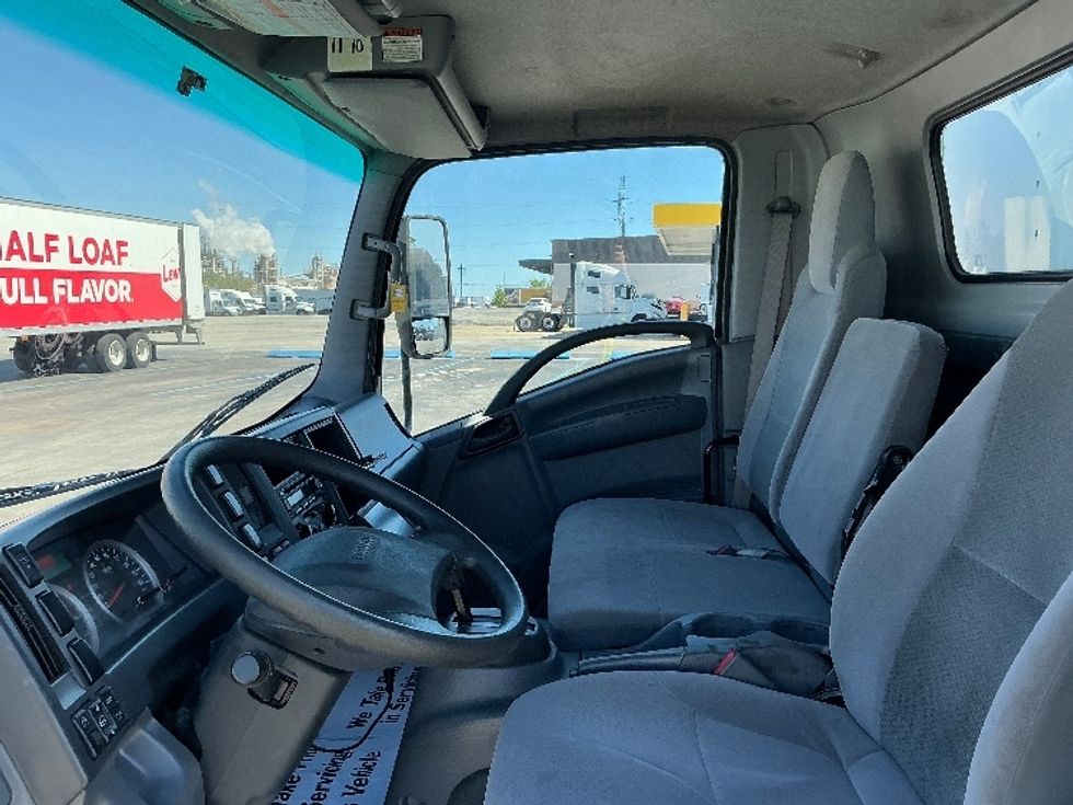 Medium Duty Box Truck-Light and Medium Duty Trucks-Isuzu-2021-NRR-La Porte-IN-211,977\n\t\tmiles-$ 24,500 - Image 17