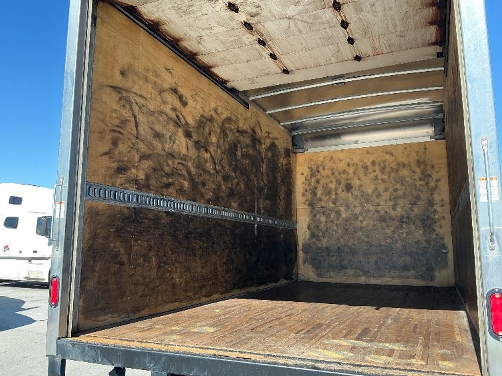Medium Duty Box Truck-Light and Medium Duty Trucks-Isuzu-2021-NRR-La Porte-IN-211,977\n\t\tmiles-$ 24,500 - Image 9