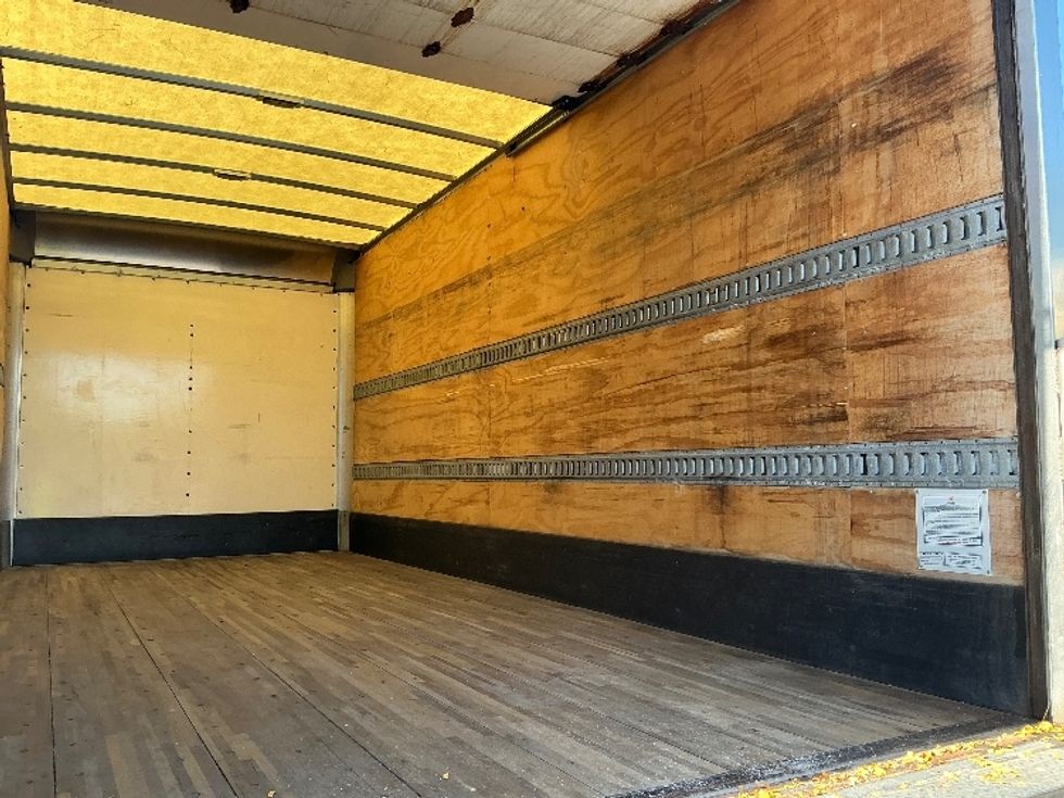 Medium Duty Box Truck-Light and Medium Duty Trucks-Isuzu-2021-NRR-Lexington-KY-114,817\n\t\tmiles-$ 44,500 - Image 12
