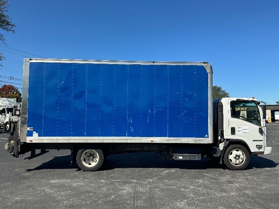 Medium Duty Box Truck-Light and Medium Duty Trucks-Isuzu-2021-NRR-Lexington-KY-114,817\n\t\tmiles-$ 44,500 - Image 15