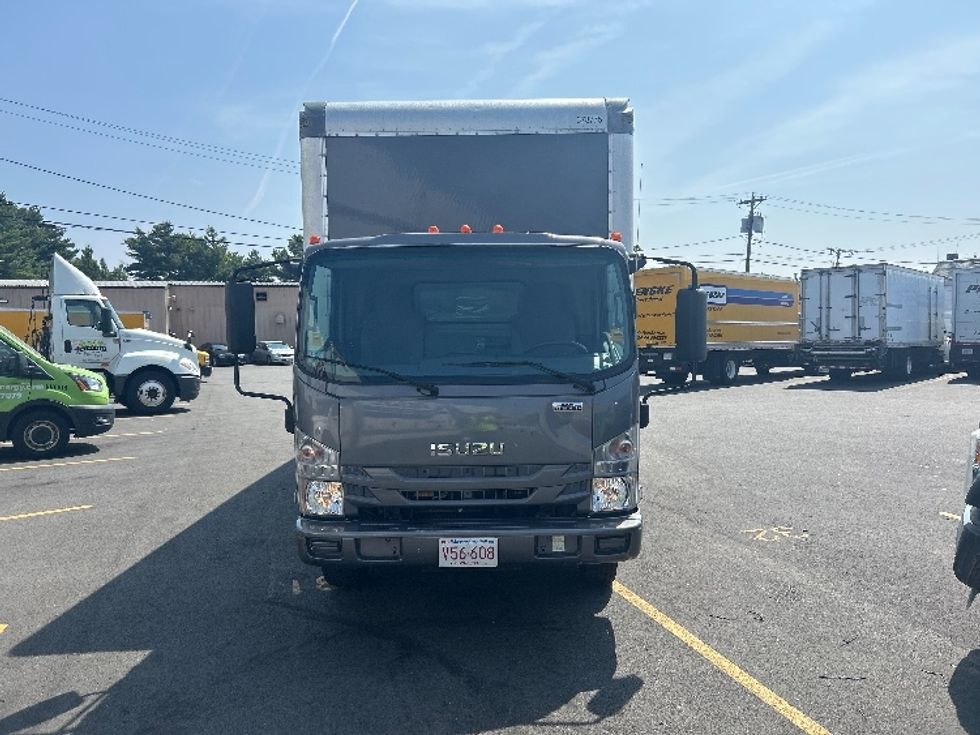 Medium Duty Box Truck-Light and Medium Duty Trucks-Isuzu-2021-NRR-Londonderry-NH-40,273\n\t\tmiles-$ 49,000 - Image 2