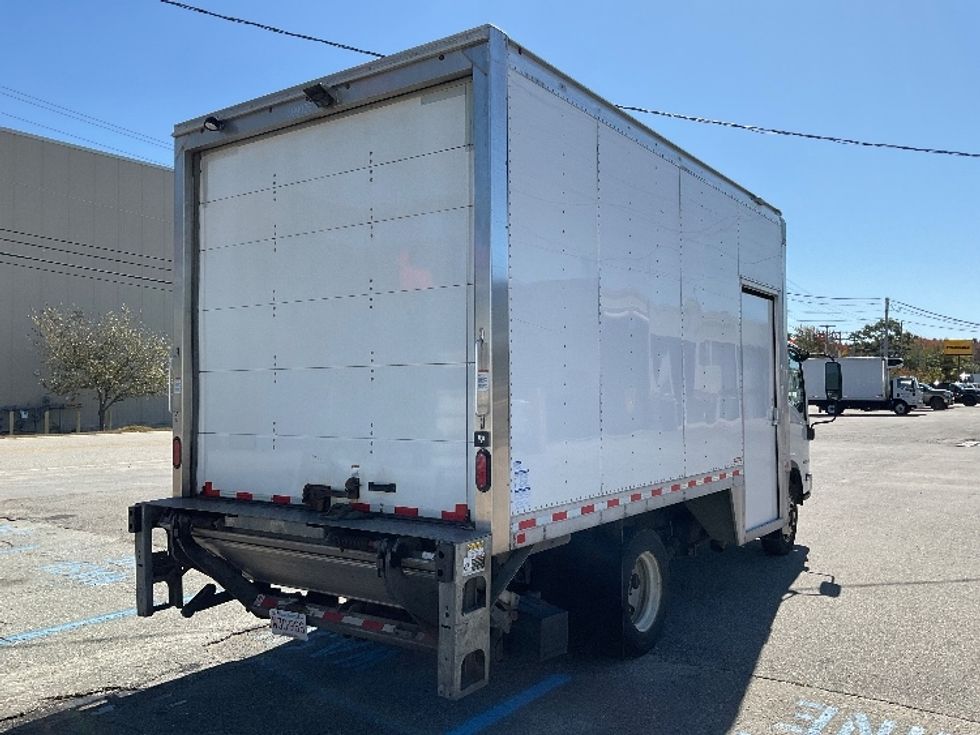 Medium Duty Box Truck-Light and Medium Duty Trucks-Isuzu-2021-NRR-Londonderry-NH-92,903\n\t\tmiles-$ 45,500 - Image 13