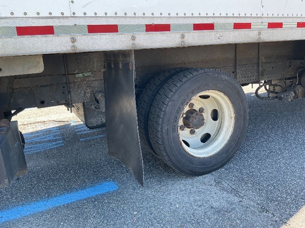 Medium Duty Box Truck-Light and Medium Duty Trucks-Isuzu-2021-NRR-Londonderry-NH-92,903\n\t\tmiles-$ 45,500 - Image 14