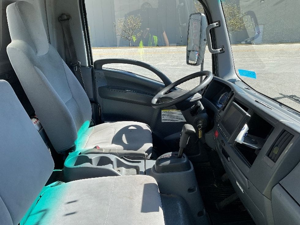 Medium Duty Box Truck-Light and Medium Duty Trucks-Isuzu-2021-NRR-Londonderry-NH-92,903\n\t\tmiles-$ 45,500 - Image 22