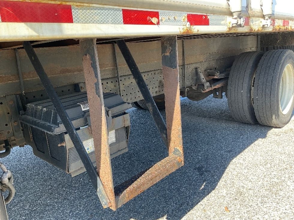 Medium Duty Box Truck-Light and Medium Duty Trucks-Isuzu-2021-NRR-Londonderry-NH-92,903\n\t\tmiles-$ 45,500 - Image 5