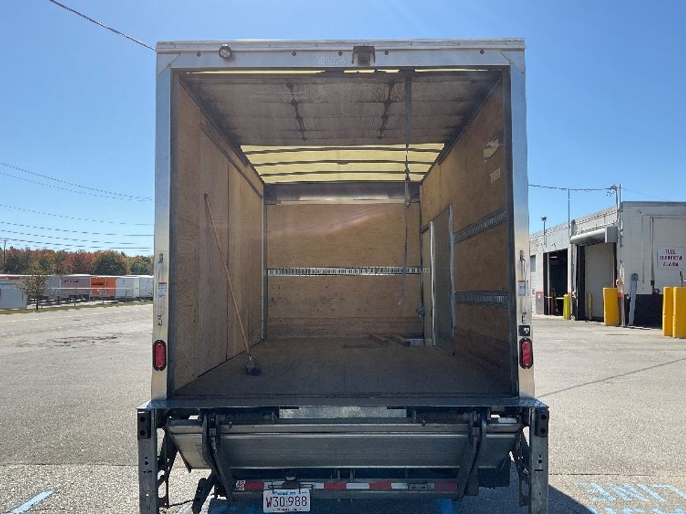 Medium Duty Box Truck-Light and Medium Duty Trucks-Isuzu-2021-NRR-Londonderry-NH-92,903\n\t\tmiles-$ 45,500 - Image 8