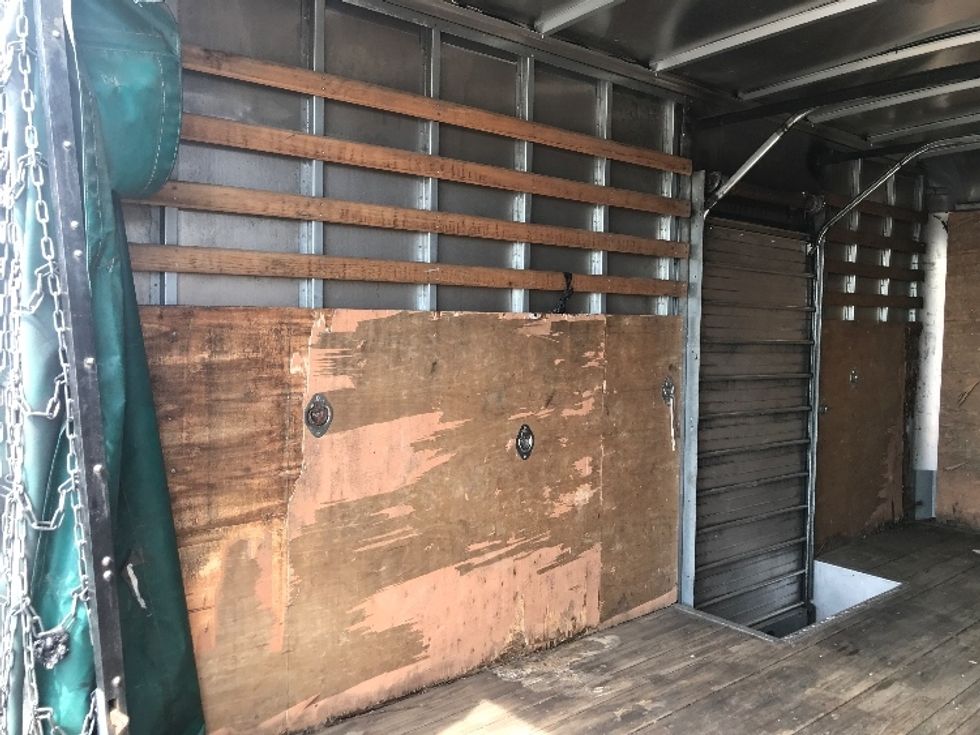 Medium Duty Box Truck-Light and Medium Duty Trucks-Isuzu-2021-NRR-Moberly-MO-95,535\n\t\tmiles-$ 44,750 - Image 11