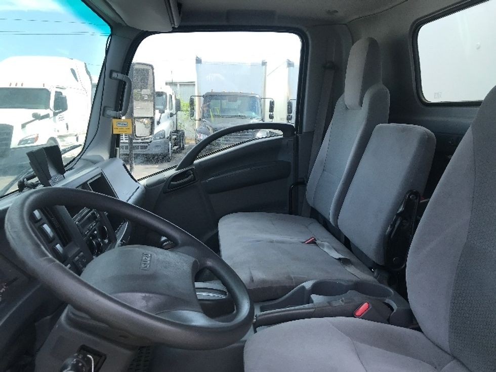 Medium Duty Box Truck-Light and Medium Duty Trucks-Isuzu-2021-NRR-Moberly-MO-95,535\n\t\tmiles-$ 44,750 - Image 19