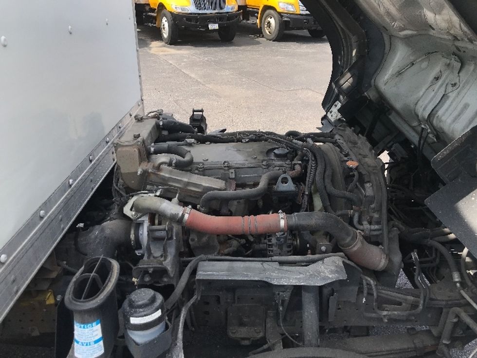 Medium Duty Box Truck-Light and Medium Duty Trucks-Isuzu-2021-NRR-Moberly-MO-95,535\n\t\tmiles-$ 44,750 - Image 23