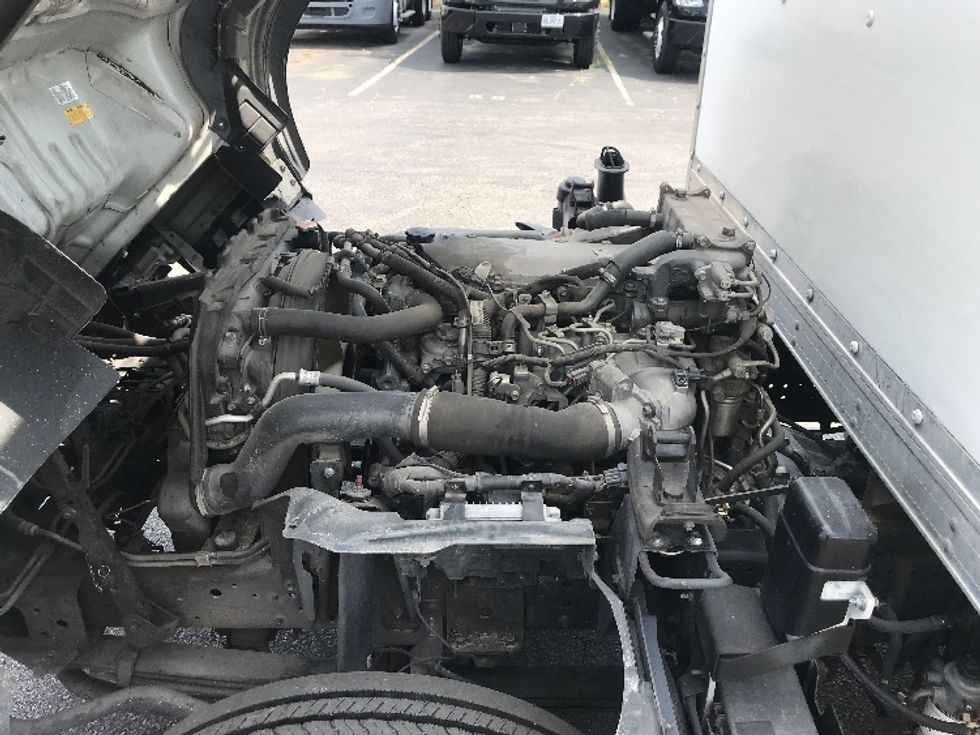 Medium Duty Box Truck-Light and Medium Duty Trucks-Isuzu-2021-NRR-Moberly-MO-95,535\n\t\tmiles-$ 44,750 - Image 24