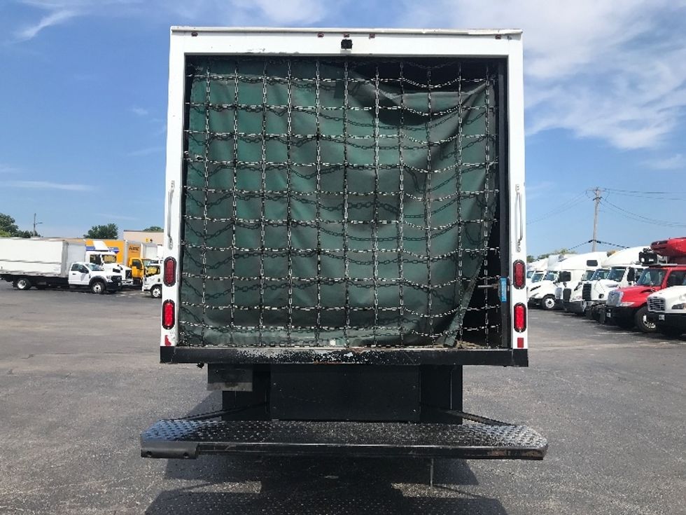 Medium Duty Box Truck-Light and Medium Duty Trucks-Isuzu-2021-NRR-Moberly-MO-95,535\n\t\tmiles-$ 44,750 - Image 9