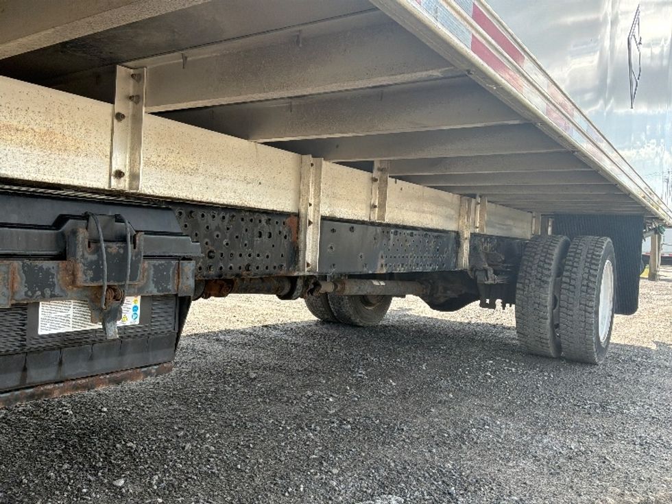 Medium Duty Box Truck-Light and Medium Duty Trucks-Isuzu-2021-NRR-Montreal-PQ-128,584\n\t\tkm-$ 62,750 - Image 5