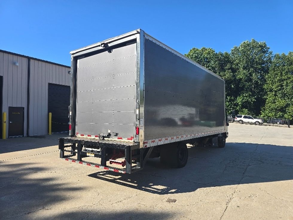 Medium Duty Box Truck-Light and Medium Duty Trucks-Isuzu-2021-NRR-Norcross-GA-106,142\n\t\tmiles-$ 51,000 - Image 13