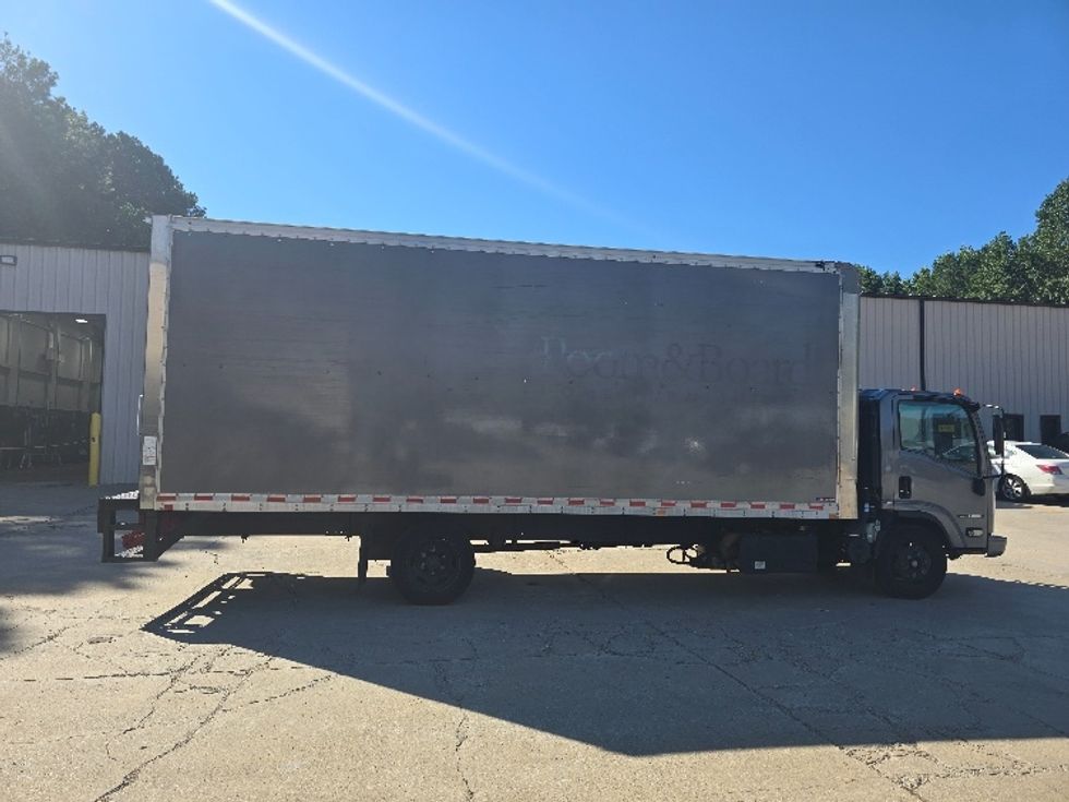 Medium Duty Box Truck-Light and Medium Duty Trucks-Isuzu-2021-NRR-Norcross-GA-106,142\n\t\tmiles-$ 51,000 - Image 15