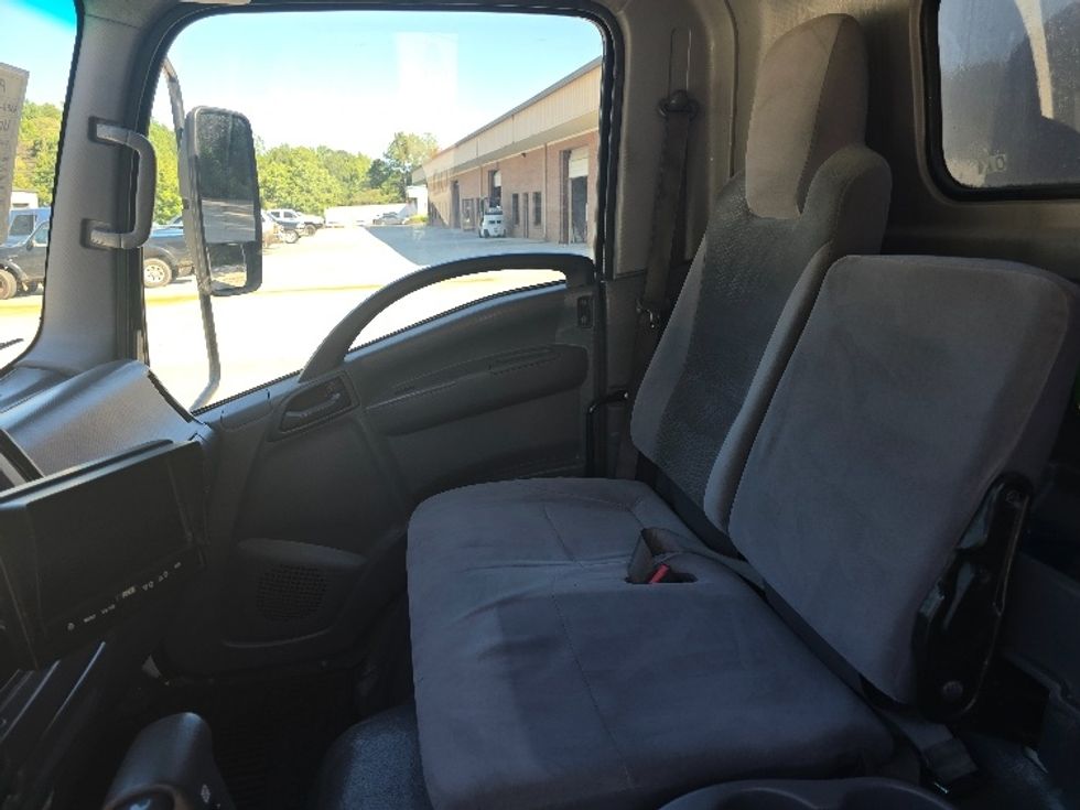 Medium Duty Box Truck-Light and Medium Duty Trucks-Isuzu-2021-NRR-Norcross-GA-106,142\n\t\tmiles-$ 51,000 - Image 19