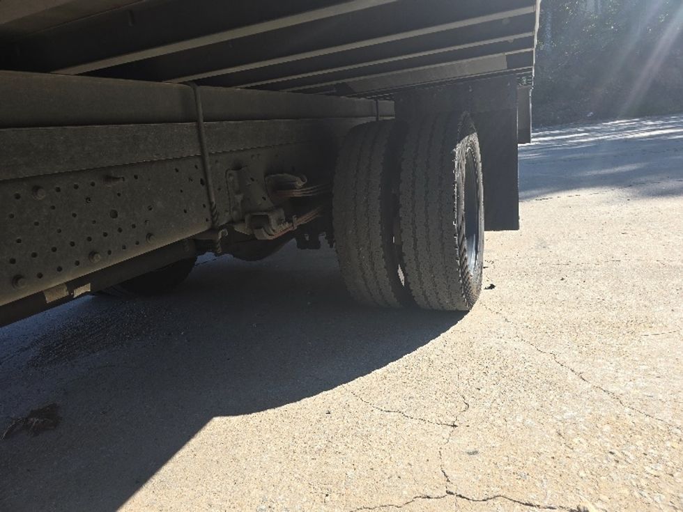 Medium Duty Box Truck-Light and Medium Duty Trucks-Isuzu-2021-NRR-Norcross-GA-106,142\n\t\tmiles-$ 51,000 - Image 5