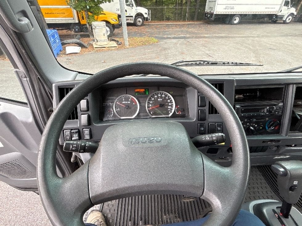 Medium Duty Box Truck-Light and Medium Duty Trucks-Isuzu-2021-NRR-Norcross-GA-110,274\n\t\tmiles-$ 50,250 - Image 18