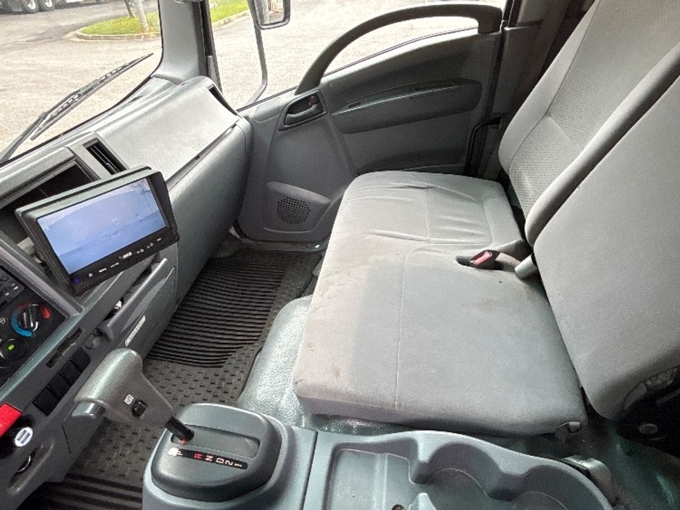 Medium Duty Box Truck-Light and Medium Duty Trucks-Isuzu-2021-NRR-Norcross-GA-110,274\n\t\tmiles-$ 50,250 - Image 19