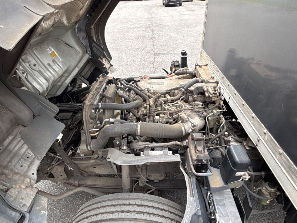 Medium Duty Box Truck-Light and Medium Duty Trucks-Isuzu-2021-NRR-Norcross-GA-110,274\n\t\tmiles-$ 50,250 - Image 24