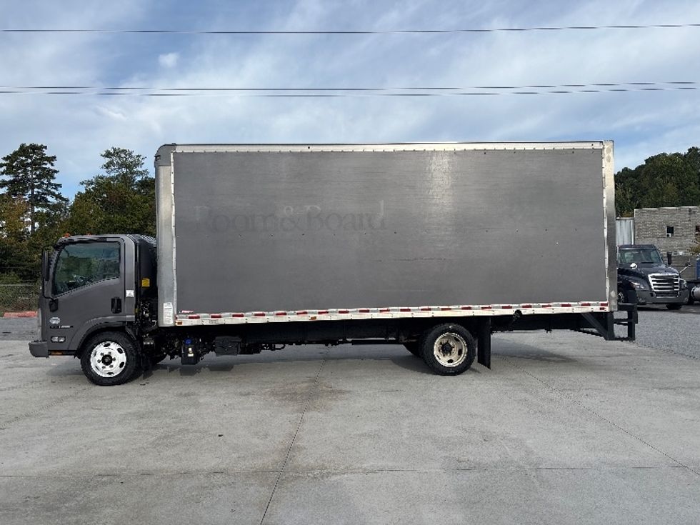 Medium Duty Box Truck-Light and Medium Duty Trucks-Isuzu-2021-NRR-Norcross-GA-110,274\n\t\tmiles-$ 50,250 - Image 4