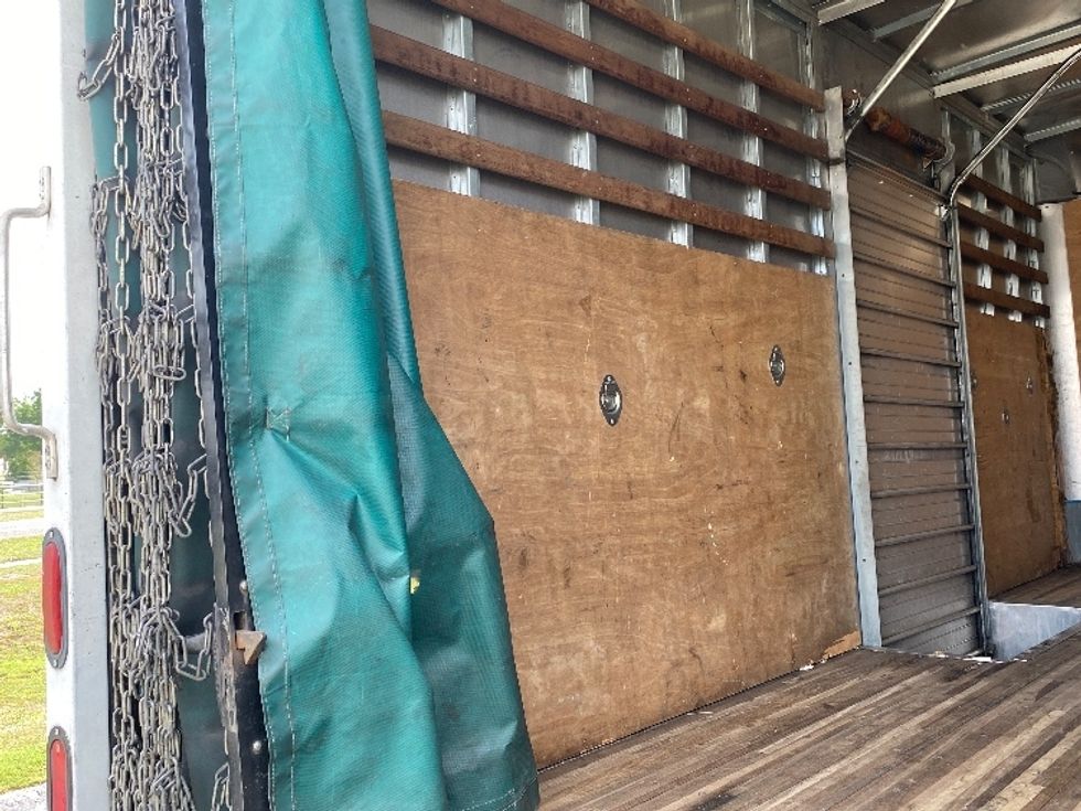 Medium Duty Box Truck-Light and Medium Duty Trucks-Isuzu-2021-NRR-Ocala-FL-136,967\n\t\tmiles-$ 37,250 - Image 11