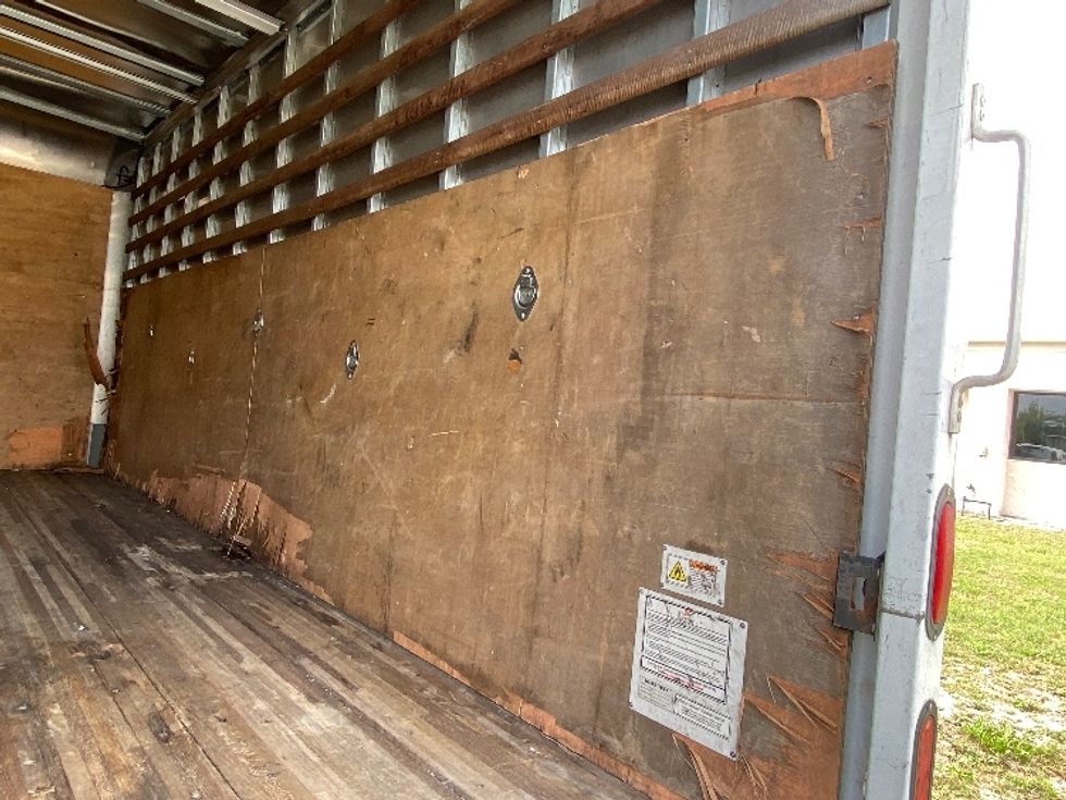 Medium Duty Box Truck-Light and Medium Duty Trucks-Isuzu-2021-NRR-Ocala-FL-136,967\n\t\tmiles-$ 37,250 - Image 12