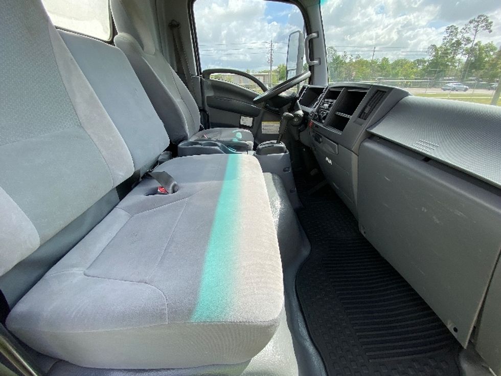 Medium Duty Box Truck-Light and Medium Duty Trucks-Isuzu-2021-NRR-Ocala-FL-136,967\n\t\tmiles-$ 37,250 - Image 22