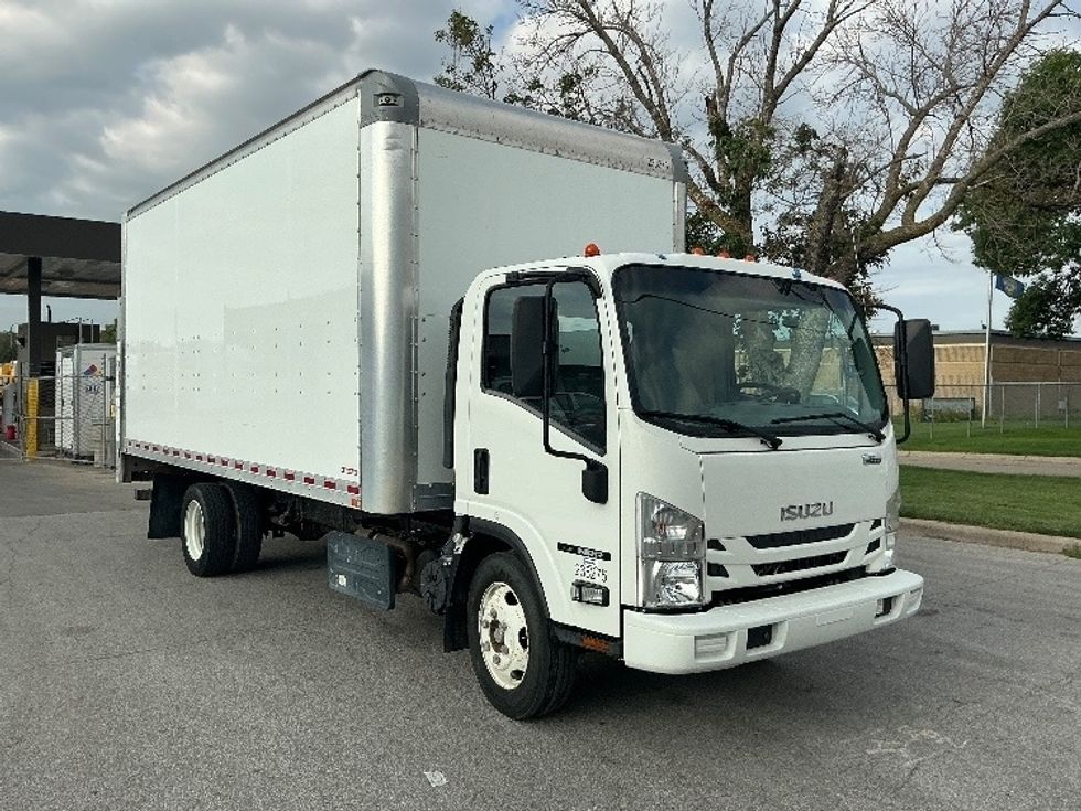 Medium Duty Box Truck-Light and Medium Duty Trucks-Isuzu-2021-NRR-Omaha-NE-50,235\n\t\tmiles-$ 56,000 - Image 1