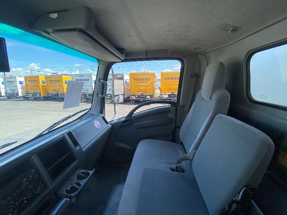 Medium Duty Box Truck-Light and Medium Duty Trucks-Isuzu-2021-NRR-San Antonio-TX-146,337\n\t\tmiles-$ 36,500 - Image 18