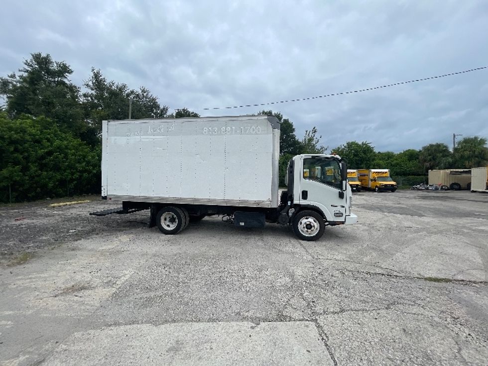 Medium Duty Box Truck-Light and Medium Duty Trucks-Isuzu-2021-NRR-Tampa-FL-117,406\n\t\tmiles-$ 40,500 - Image 15