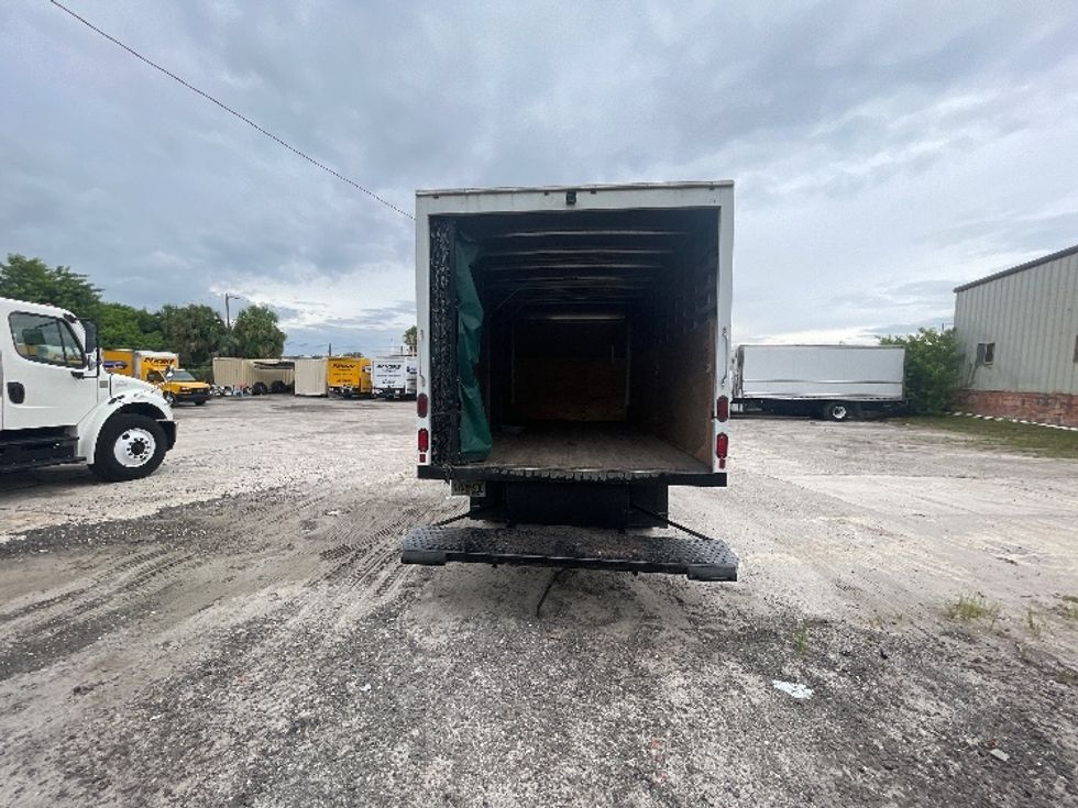 Medium Duty Box Truck-Light and Medium Duty Trucks-Isuzu-2021-NRR-Tampa-FL-117,406\n\t\tmiles-$ 40,500 - Image 8