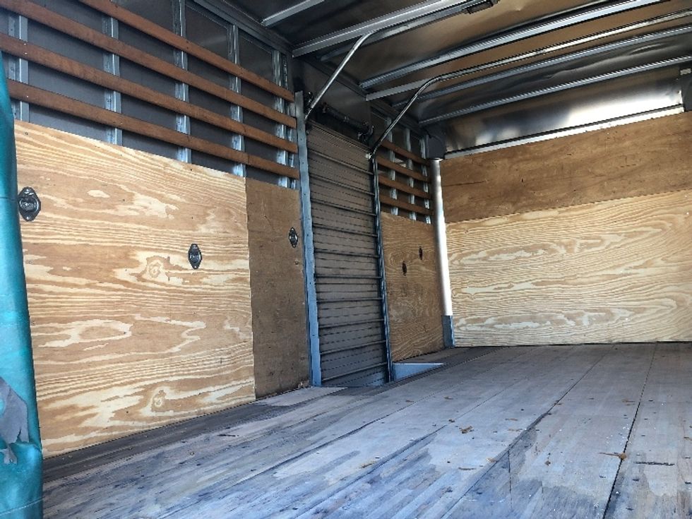 Medium Duty Box Truck-Light and Medium Duty Trucks-Isuzu-2021-NRR-Tampa-FL-159,981\n\t\tmiles-$ 32,250 - Image 11