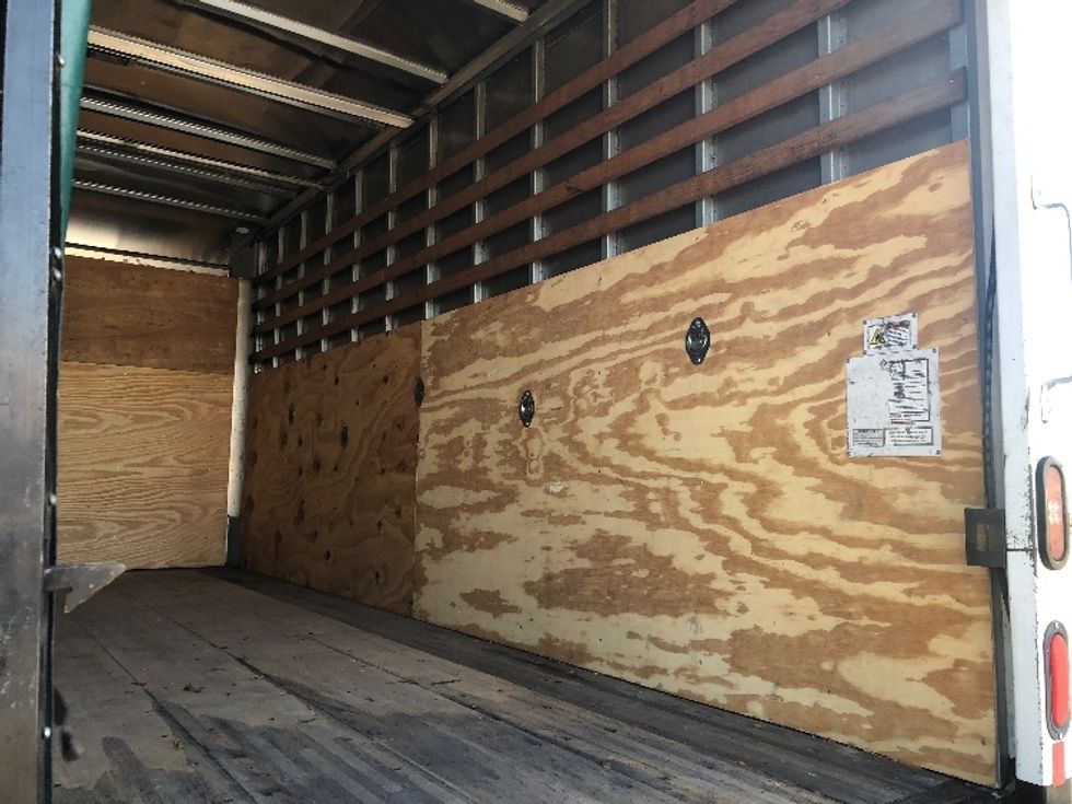 Medium Duty Box Truck-Light and Medium Duty Trucks-Isuzu-2021-NRR-Tampa-FL-159,981\n\t\tmiles-$ 32,250 - Image 12