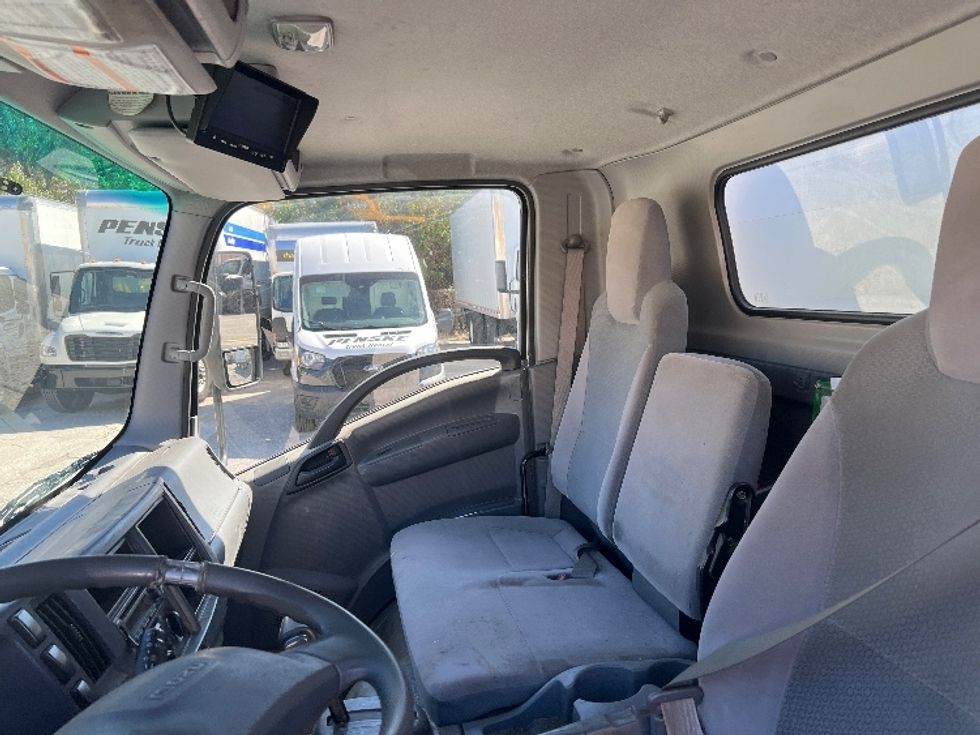 Medium Duty Box Truck-Light and Medium Duty Trucks-Isuzu-2021-NRR-Tampa-FL-159,981\n\t\tmiles-$ 32,250 - Image 19