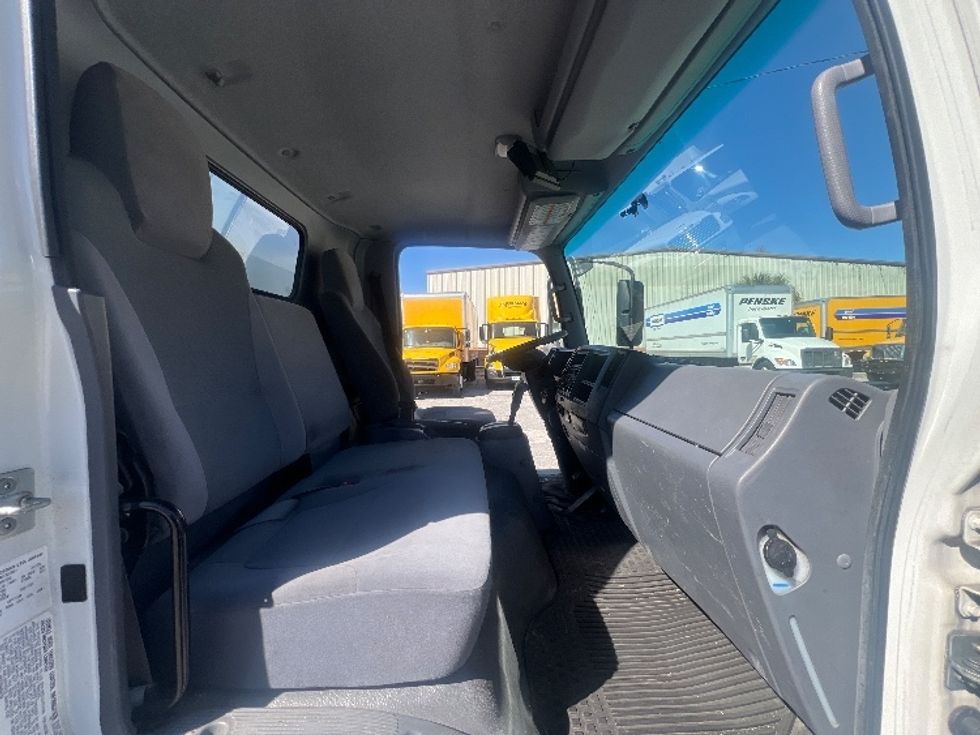 Medium Duty Box Truck-Light and Medium Duty Trucks-Isuzu-2021-NRR-Tampa-FL-159,981\n\t\tmiles-$ 32,250 - Image 22