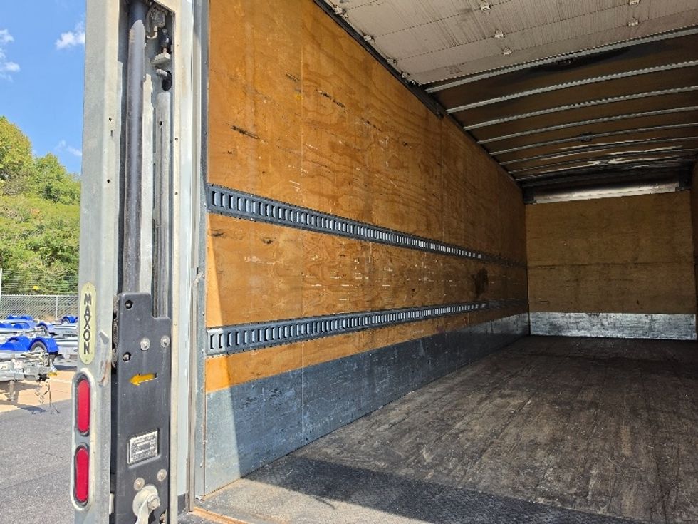 Medium Duty Box Truck-Light and Medium Duty Trucks-Isuzu-2022-FTR-Little Rock-AR-150,498\n\t\tmiles-$ 69,500 - Image 11