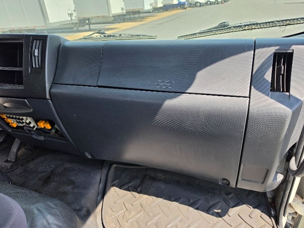 Medium Duty Box Truck-Light and Medium Duty Trucks-Isuzu-2022-FTR-Little Rock-AR-150,498\n\t\tmiles-$ 69,500 - Image 21