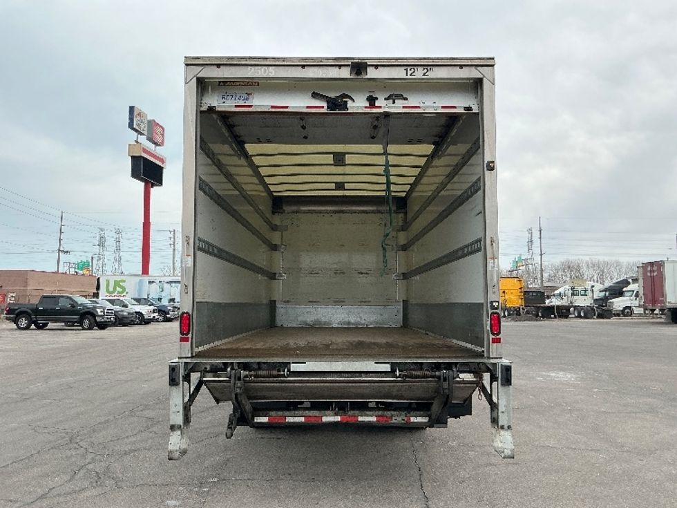 Medium Duty Box Truck-Light and Medium Duty Trucks-Isuzu-2022-NQR-East Chicago-IN-131,188\n\t\tmiles-$ 46,250 - Image 8