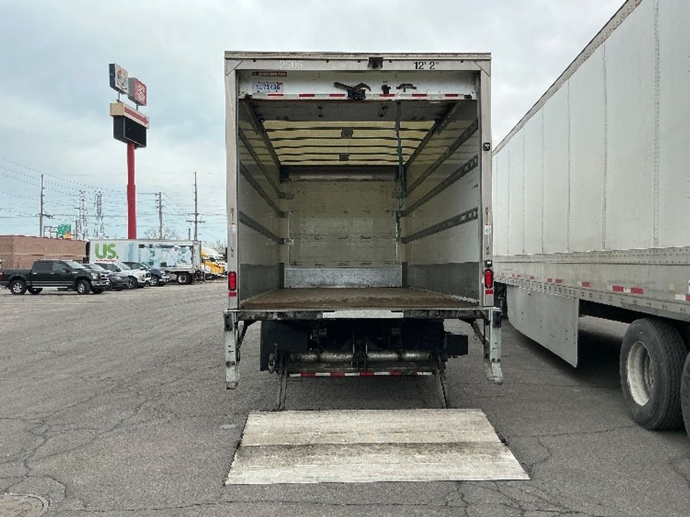 Medium Duty Box Truck-Light and Medium Duty Trucks-Isuzu-2022-NQR-East Chicago-IN-131,188\n\t\tmiles-$ 46,250 - Image 9