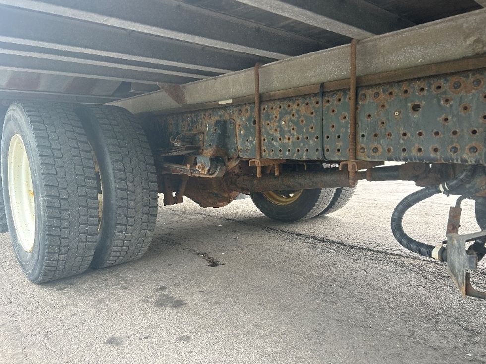 Medium Duty Box Truck-Light and Medium Duty Trucks-Isuzu-2022-NQR-Liverpool-NY-130,271\n\t\tmiles-$ 40,750 - Image 12