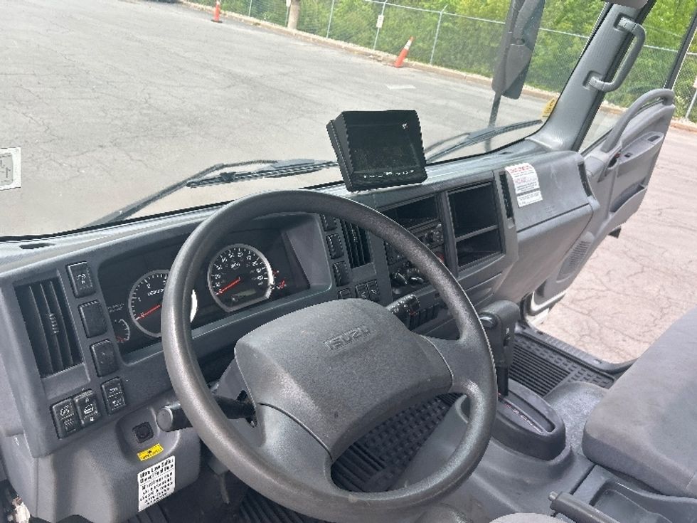 Medium Duty Box Truck-Light and Medium Duty Trucks-Isuzu-2022-NQR-Liverpool-NY-130,271\n\t\tmiles-$ 40,750 - Image 15
