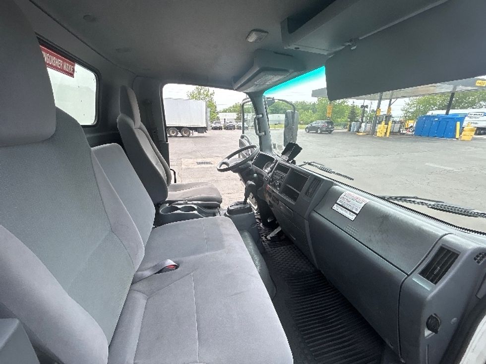 Medium Duty Box Truck-Light and Medium Duty Trucks-Isuzu-2022-NQR-Liverpool-NY-130,271\n\t\tmiles-$ 40,750 - Image 20
