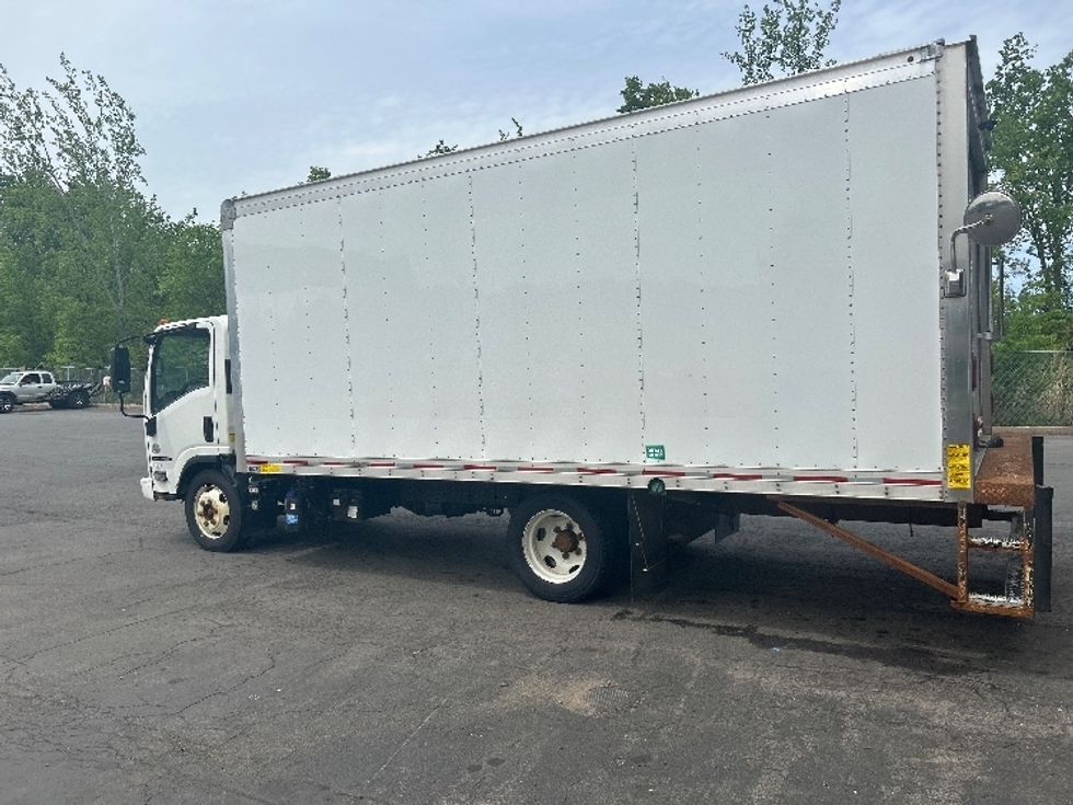 Medium Duty Box Truck-Light and Medium Duty Trucks-Isuzu-2022-NQR-Liverpool-NY-130,271\n\t\tmiles-$ 40,750 - Image 6