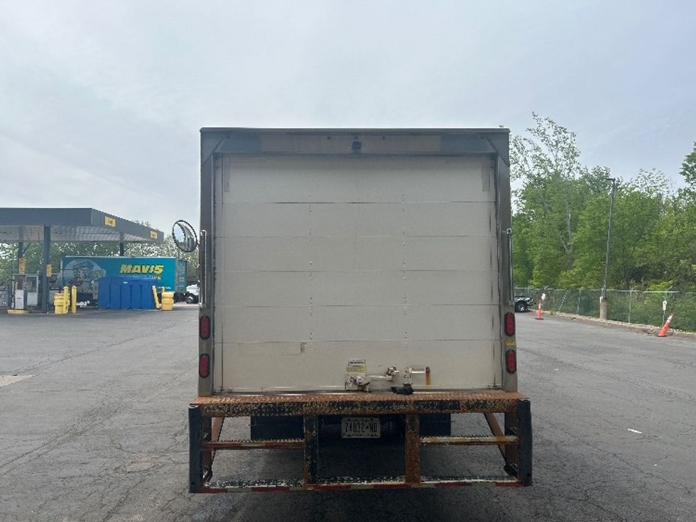 Medium Duty Box Truck-Light and Medium Duty Trucks-Isuzu-2022-NQR-Liverpool-NY-130,271\n\t\tmiles-$ 40,750 - Image 7